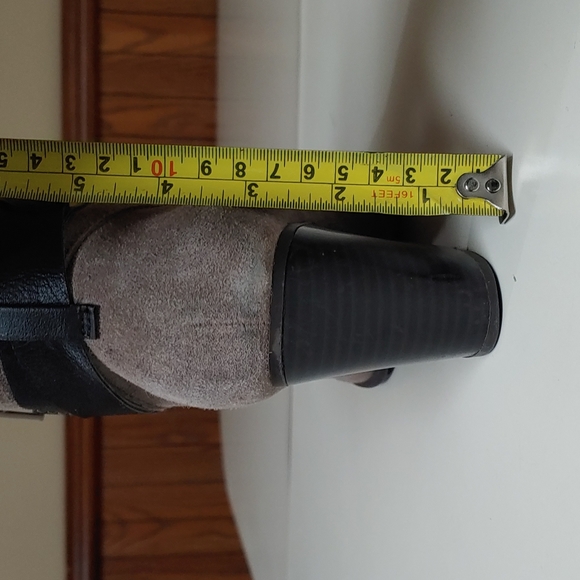 Giani Bernini Leather Short Booties 7.5M - Picture 13 of 17